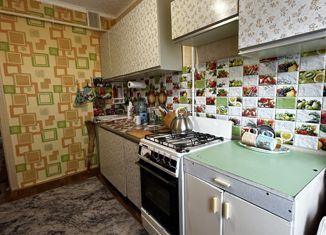 Продается 3-комнатная квартира, 67.4 м2, Калужская область, улица Гагарина, 57