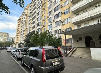 Продам 2-комнатную квартиру, 67.8 м2, Краснодар, Симферопольская улица, 2/2, Карасунский округ