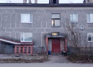 Продажа трехкомнатной квартиры, 59.9 м2, деревня Янис, Строительная улица, 20