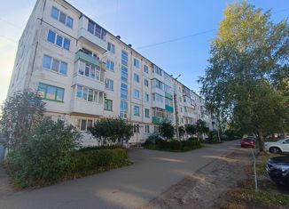 Продается 2-комнатная квартира, 44.9 м2, Можга, микрорайон Вешняковский, 10