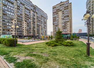 Продажа 2-комнатной квартиры, 64 м2, Краснодар, улица Невкипелого, 24/2к1, Карасунский округ