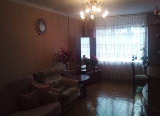 Продам 3-комнатную квартиру, 72 м2, Лабинск, улица Турчанинова, 190