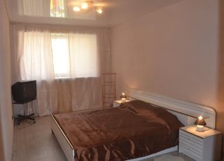 Продам 2-комнатную квартиру, 45 м2, Смоленская область, улица Рыленкова, 59