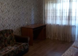 Однокомнатная квартира в аренду, 30 м2, Волгоград, улица Тулака, 10