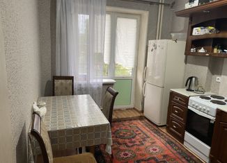 Продаю 2-ком. квартиру, 50 м2, Махачкала, Кировский район, Лиственная улица, 46
