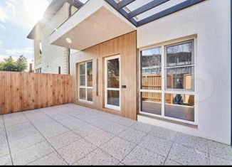 Продаю таунхаус, 100 м2, село Высокое