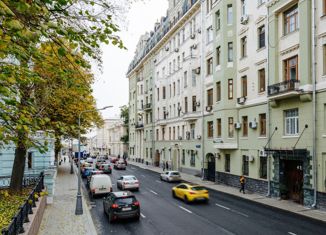 Продается 5-комнатная квартира, 149 м2, Москва, улица Знаменка, 13с1, метро Боровицкая