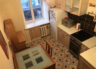 Продаю 1-комнатную квартиру, 35 м2, Санкт-Петербург, проспект Непокорённых, 48, метро Площадь Мужества