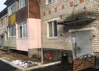 Продажа двухкомнатной квартиры, 50 м2, Приморский край, Комсомольская улица, 2