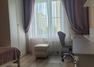 Продаю 3-ком. квартиру, 60 м2, Москва, улица Островитянова, 39, улица Островитянова