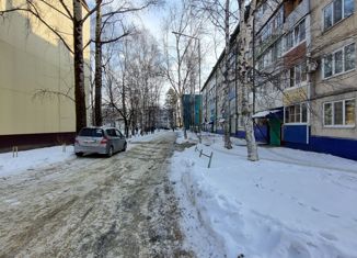 Однокомнатная квартира на продажу, 32.9 м2, посёлок городского типа Лучегорск, 4-й микрорайон, 17