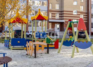 Продам однокомнатную квартиру, 46 м2, Тюмень, улица Раушана Абдуллина, 6, ЖК Кристалл