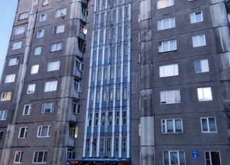 Продаю двухкомнатную квартиру, 56.6 м2, Мурманск, улица Мира, 4к2