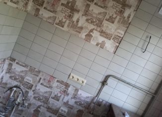 Продаю 3-комнатную квартиру, 66 м2, Тихорецк, улица Меньшикова, 70