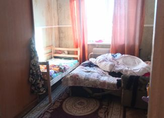 Продаю 2-комнатную квартиру, 53.5 м2, Новошахтинск, улица Радио, 40