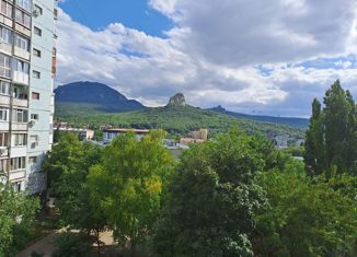 Двухкомнатная квартира на продажу, 46.6 м2, Железноводск, Октябрьская улица, 25