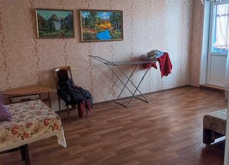 Продается 4-комнатная квартира, 73.4 м2, Волгоградская область, улица Наримана Нариманова, 25