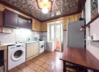 Продаю 1-комнатную квартиру, 35.7 м2, Бузулук, улица Суворова, 64