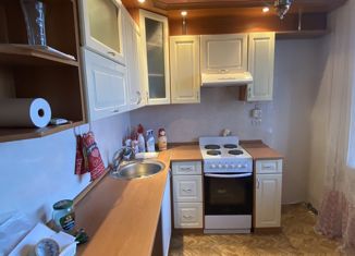 Продаю однокомнатную квартиру, 38 м2, Ульяновск, улица Шолмова, 13, Засвияжский район