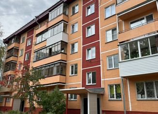 Продается 2-комнатная квартира, 46.5 м2, Новосибирская область, улица Иванова, 15