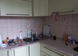 Продаю трехкомнатную квартиру, 68 м2, Красноярск, Октябрьская улица, 1