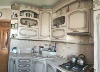 Продажа трехкомнатной квартиры, 70 м2, Ломоносов, улица Федюнинского, 16