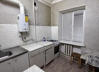 Продаю 3-комнатную квартиру, 70.7 м2, Кумертау, улица Ленина, 9