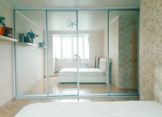Продаю 2-ком. квартиру, 45 м2, Москва, Давыдковская улица, 2к1, Давыдковская улица