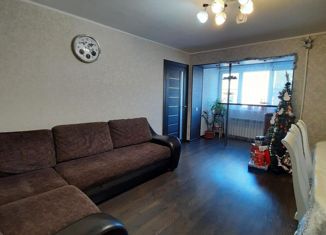 Продам 4-комнатную квартиру, 74 м2, Элиста, 6-й микрорайон, 1, 6-й микрорайон