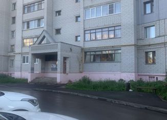 Продаю 4-комнатную квартиру, 79 м2, Ярославль, улица Громова, 44, Северный жилой район