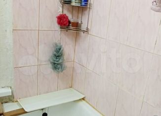 Продажа двухкомнатной квартиры, 40 м2, Воткинск, улица 1 Мая, 134