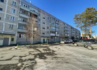 Продаю 2-комнатную квартиру, 53.4 м2, Тюменская область, Советская улица, 42