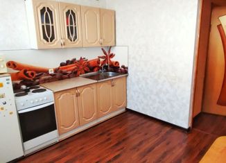 Сдам 1-ком. квартиру, 42 м2, Оренбургская область, Салмышская улица, 62