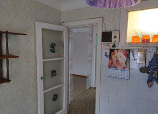 Продажа двухкомнатной квартиры, 46 м2, Асбест, проспект Ленина, 10