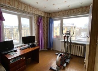 Однокомнатная квартира на продажу, 30.5 м2, Череповец, улица Гагарина, 16