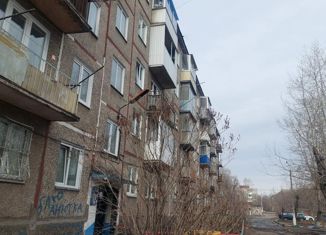 Продается 2-комнатная квартира, 41.9 м2, Черногорск, проспект Космонавтов, 20А
