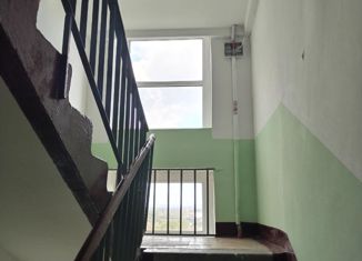 Продается 1-комнатная квартира, 30.6 м2, Чусовой, улица Космонавтов, 12