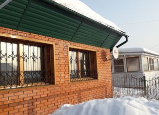 Продаю дом, 300 м2, село Пача, улица имени М.М. Вернера, 10