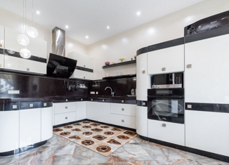 Продам таунхаус, 110 м2, Краснодар, микрорайон Россинского, Командорская улица, 2к75