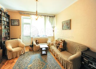 Продам 3-комнатную квартиру, 78 м2, Москва, Ленинский проспект, 81/2, метро Университет