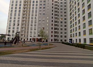 Продается двухкомнатная квартира, 56.5 м2, Екатеринбург, улица Софьи Перовской, 104, ЖК Абрикос