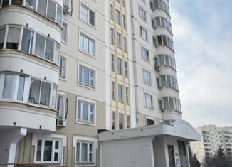 Продается 1-ком. квартира, 36.3 м2, Москва, улица Адмирала Лазарева, 47, метро Бунинская аллея