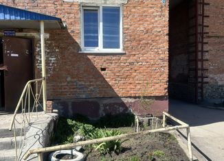 Продаю двухкомнатную квартиру, 52 м2, Киселёвск, улица 50 лет Города, 35