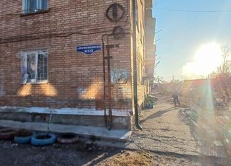 Продаю двухкомнатную квартиру, 41.3 м2, Спасск-Дальний, Красногвардейская улица, 112/2