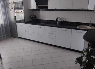 Продам трехкомнатную квартиру, 78.4 м2, Орёл, Орёлстроевская улица, 7, микрорайон Новая Ботаника