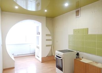 Продам 3-комнатную квартиру, 70.3 м2, посёлок городского типа Оричи, улица 8 Марта, 13