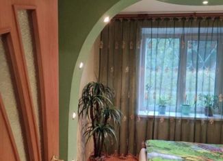 Четырехкомнатная квартира на продажу, 70 м2, Краснотурьинск, улица Рюмина, 25