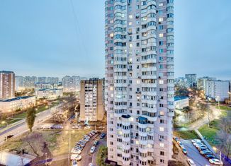 Продаю двухкомнатную квартиру, 70.4 м2, Москва, улица Гурьянова, 17к2, метро Печатники