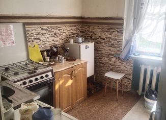 Продам 3-ком. квартиру, 51.9 м2, Ржев, улица Гагарина, 106