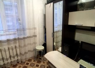 Продам 1-ком. квартиру, 12.5 м2, Курган, улица Карла Маркса, 141, жилой район Центральный